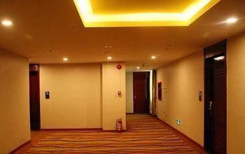 Juzhiyuan Chain Hotel Gongming Exteriér fotografie